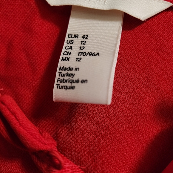 ADORABLE Red Top/Jacket - Picture 4 of 4